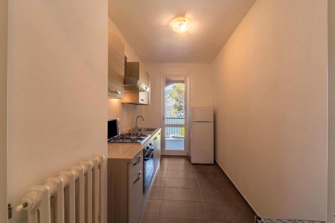 The House With Red Sunsets Apartment Varenna Exterior foto